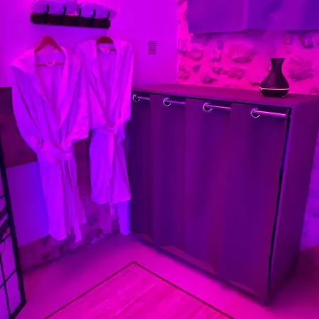 Hébergement de vacances Dreams Jacuzzi Privatif